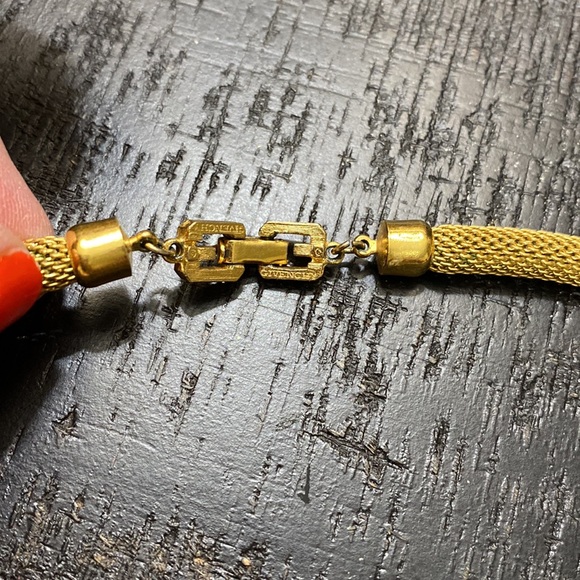 Signed 1977 Givenchy Paris New York Necklace! - Picture 4 of 6
